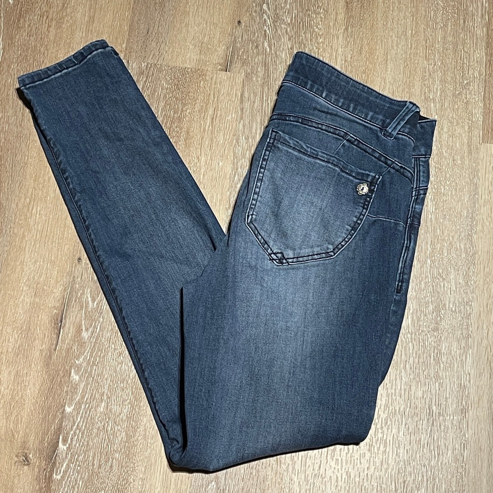 Democracy AB Solution Blue Distressed Denim Jeans Size 6‎ Womens